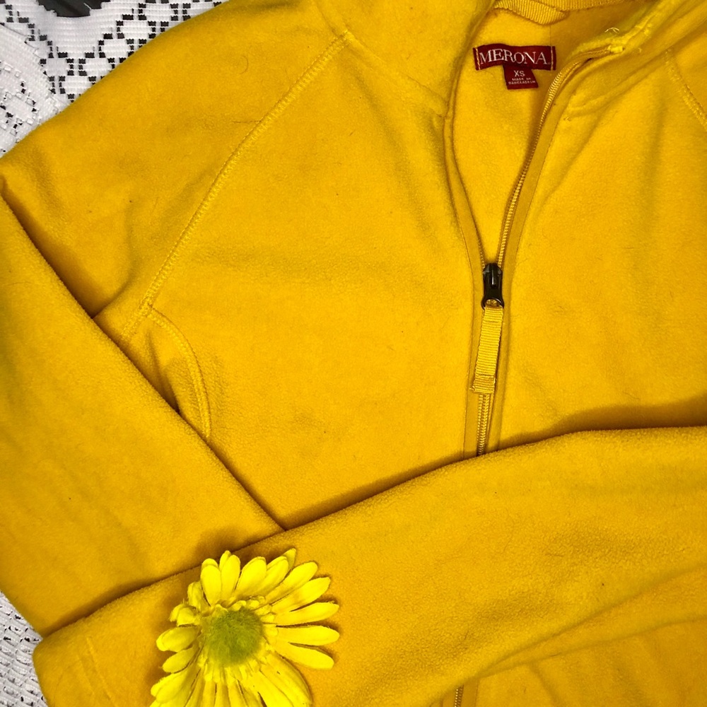 Soft and cozy yellow long sleeve pullover jacket
